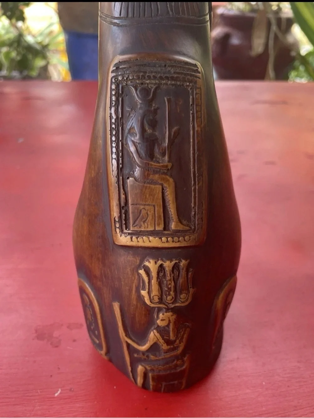 Decorative Antique Egyptian Bastet Statue Carving with Scarab